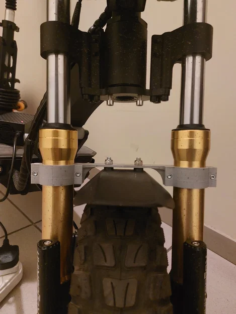 Ngàm gắn chắn bùn cho xe điện Kukirin M5 Pro (Mudguard Mount) - Image 3