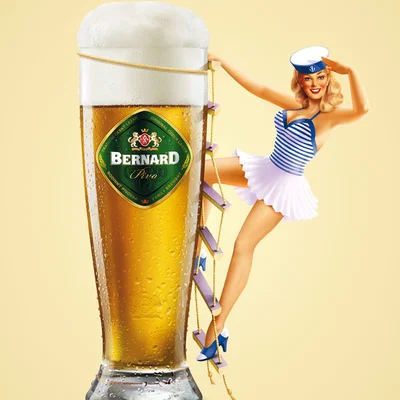 Mô hình 3D Pin-Up Girl bên ly bia độc đáo cho người sưu tầm