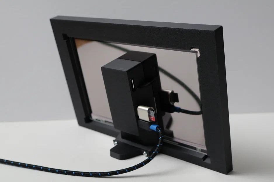 Khung tranh kỹ thuật số eInk 7.3 inch in 3D (Raspberry Pi Zero) - Image 3