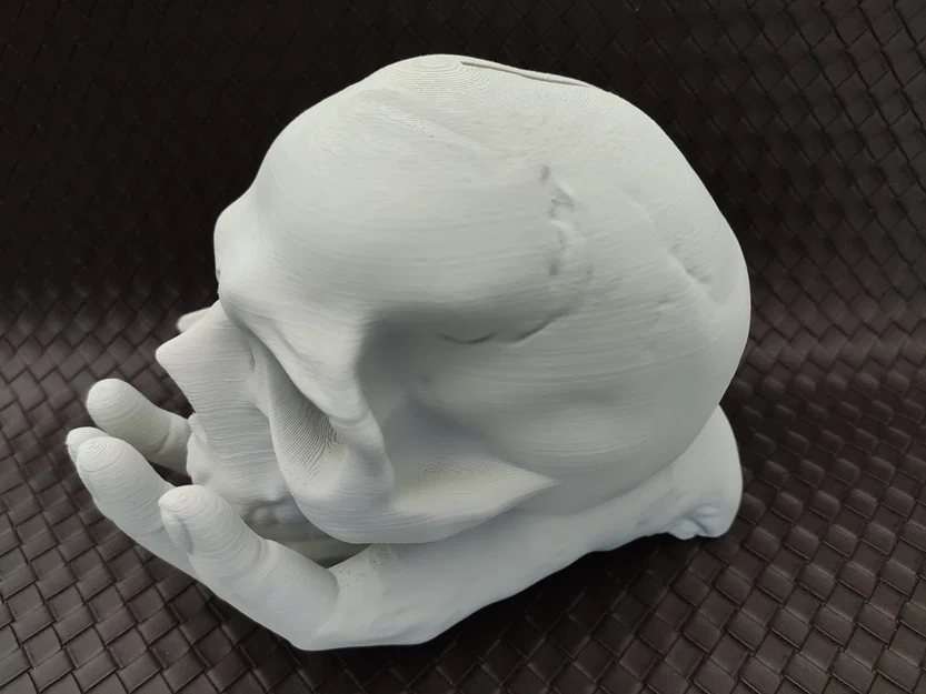 Skull in Hand - Ống heo/Heo đất hình đầu lâu trên bàn tay - Image 11