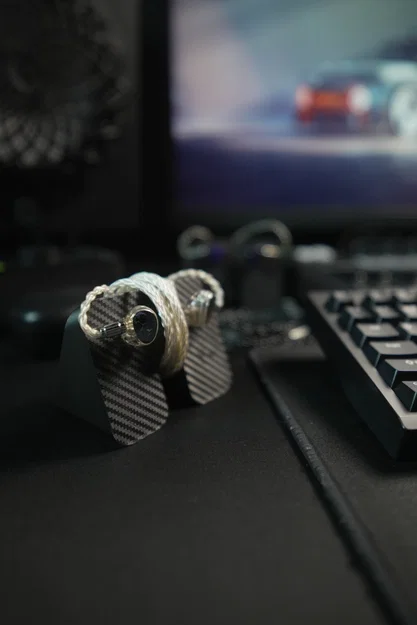 Giá đỡ tai nghe IEM Stand 3D - Giải pháp giữ góc làm việc gọn gàng - Image 3