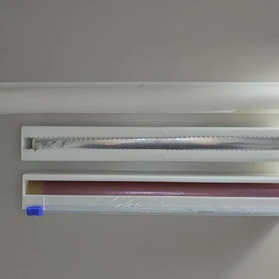 Giá Đỡ Cuộn Giấy Nến Gắn Cánh Tủ Bếp