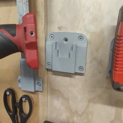 Giá treo dụng cụ và pin Ozito hoặc Einhell PXC