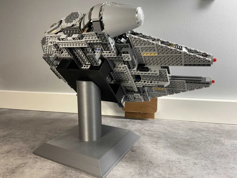 Chân đế trưng bày Lego Millennium Falcon 75257 in 3D - Image 1