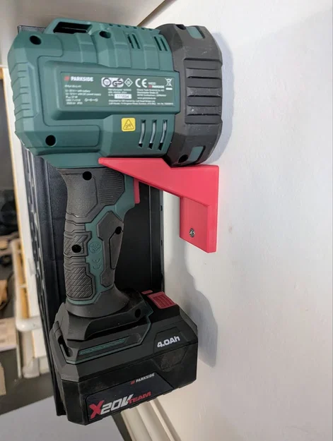 Giá treo đèn pin cầm tay Parkside 20V - Image 1