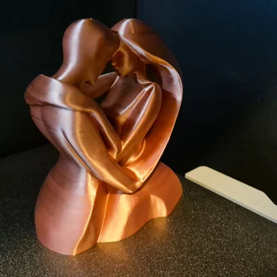 Tượng điêu khắc đôi tình nhân lãng mạn - Món quà Valentine ý nghĩa