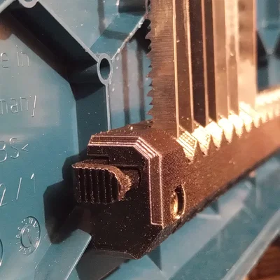 Giá đỡ lưỡi cưa lọng có khóa (Locking jigsaw blade holder)