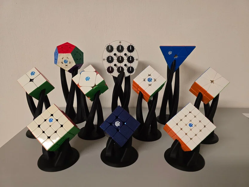 Bộ đế trưng bày Rubik's Cubes độc đáo cho mọi loại hình khối - Image 1