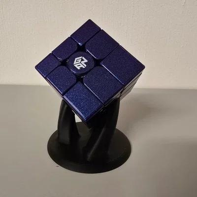 Bộ đế trưng bày Rubik's Cubes độc đáo cho mọi loại hình khối