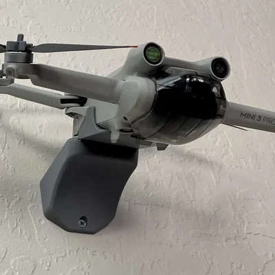 Giá treo tường cho DJI Air 2/2s, Mini 2 và Mini 3 – Trưng bày drone đầy phong cách