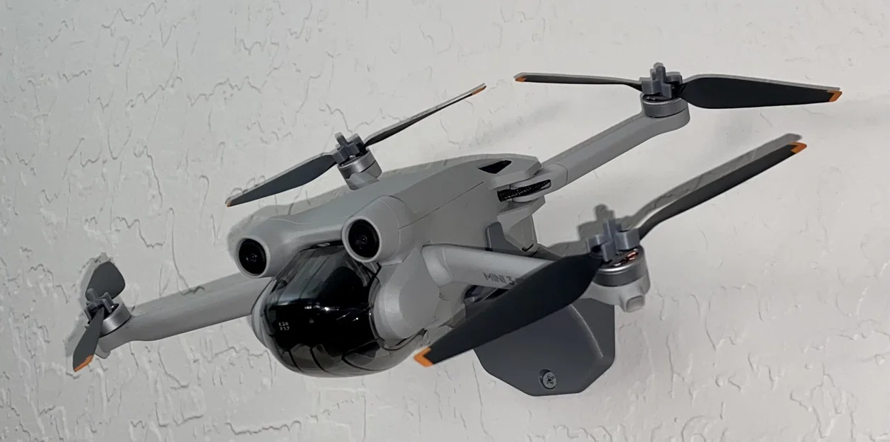 Giá treo tường cho DJI Air 2/2s, Mini 2 và Mini 3 – Trưng bày drone đầy phong cách - Image 3