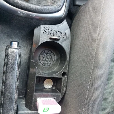 Khay để cốc và đồ tiện ích tùy chỉnh cho Skoda Octavia 1