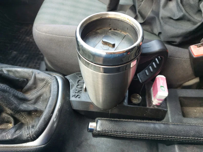 Khay để cốc và đồ tiện ích tùy chỉnh cho Skoda Octavia 1 - Image 3