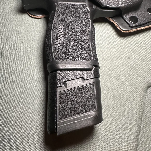Adapter đệm băng đạn cho Sig Sauer P365X/XL dùng với băng đạn FUSE 21 viên - Image 3