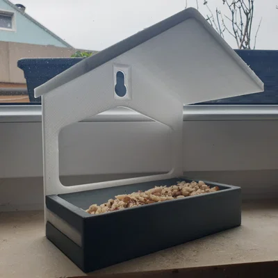 Khay cho chim ăn gắn cửa sổ với khay trượt tiện lợi