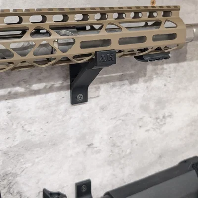 Giá treo súng trường AR-15 / AR-10