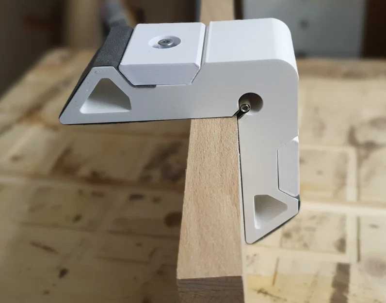 Dụng cụ hỗ trợ chà nhám góc 90 độ - Image 1