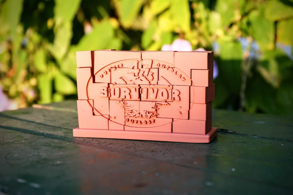 Mô hình xếp hình Survivor 47 - Logo Block Puzzle in 3D - Image 1
