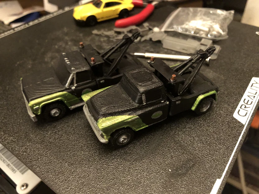 Mô hình xe cứu hộ 1957 Chevy Apache tỉ lệ 1/64 - Image 1