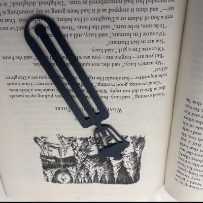 Đánh dấu trang sách hình cột đèn Narnia (Narnia lamp post bookmark)