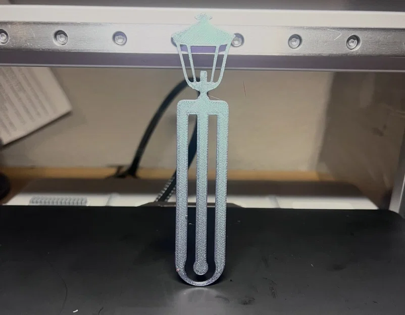 Đánh dấu trang sách hình cột đèn Narnia (Narnia lamp post bookmark) - Image 2