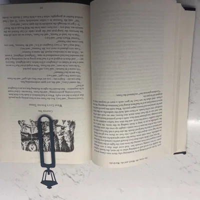 Đánh dấu trang sách hình cột đèn Narnia (Narnia lamp post bookmark)
