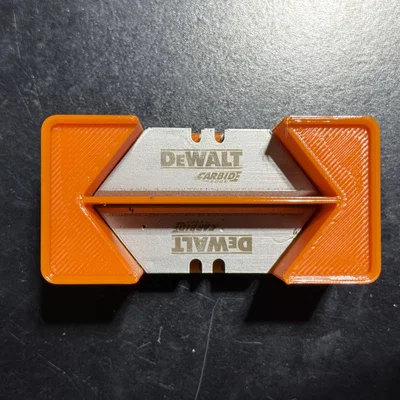 Khay đựng lưỡi dao đa năng DeWalt (Gridfinity)