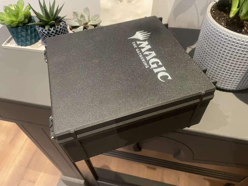 Hộp Đựng Bài Magic The Gathering Siêu Bền - Image 1