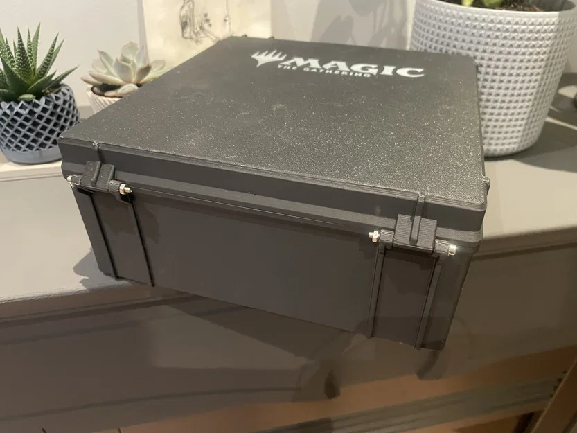 Hộp Đựng Bài Magic The Gathering Siêu Bền - Image 3