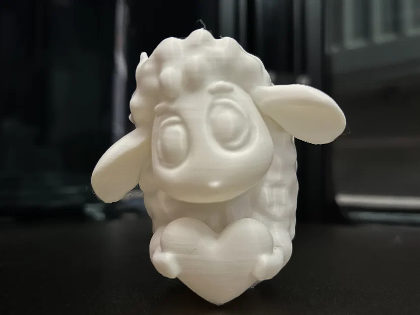 Mô hình chú cừu nhỏ đáng yêu ôm trái tim (3D Printing Model) - Image 1