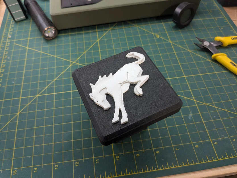 Nắp che đầu kéo (Hitch Cover) logo Ford Bronco Sport siêu đẹp - Image 2