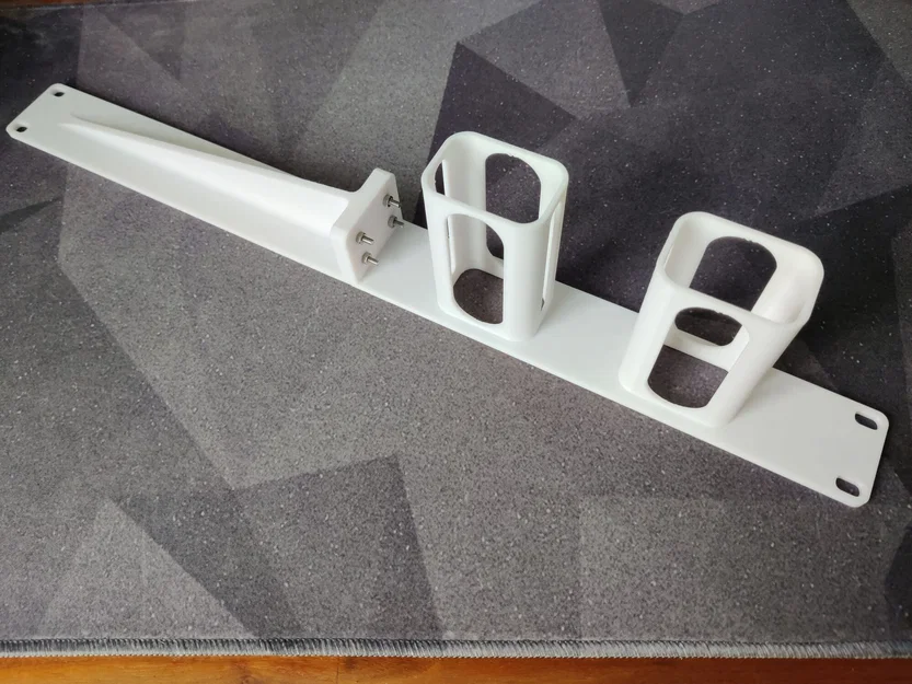 Khung gắn UniFi PoE Injector lên tủ Rack - Image 3