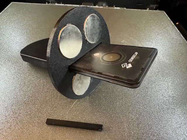 Đế hít nam châm trên nóc xe cho Seeed Studio Meshtastic SenseCAP Card Tracker T1000-E - Image 9