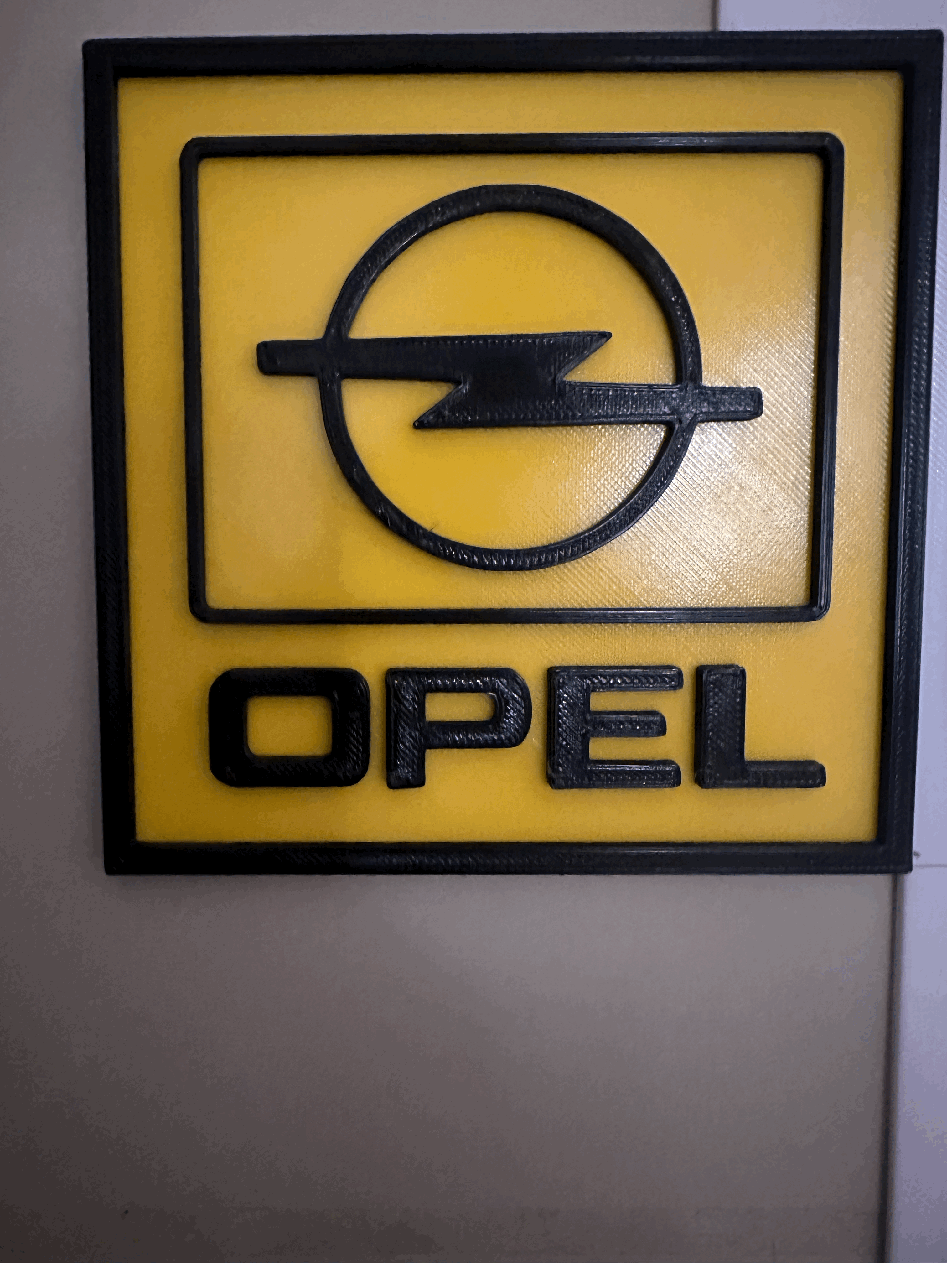 Mô hình trang trí Logo Opel 150x150mm cho tín đồ xe hơi