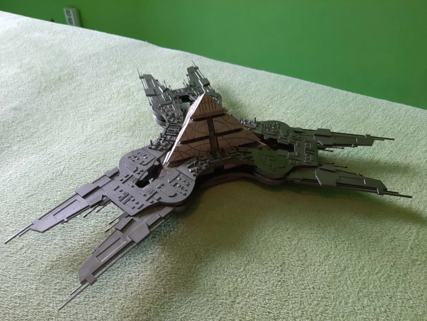 Mô hình tàu vũ trụ Mothership của Apophis - Image 4