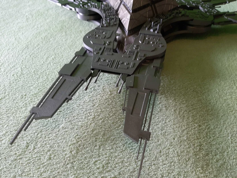 Mô hình tàu vũ trụ Mothership của Apophis - Image 6