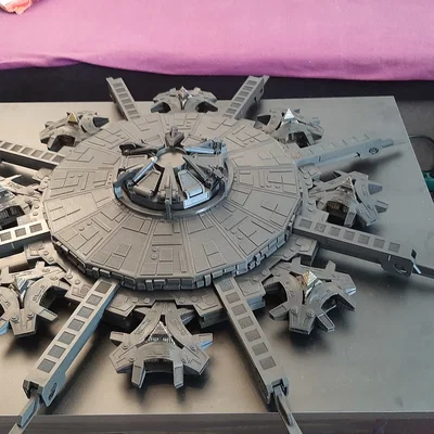Mẫu in 3D tàu mẹ của Anubis - Stargate