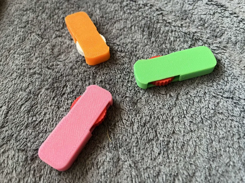 Đồ chơi bấm xoay tối giản (Click click minimalist thing) - Image 8