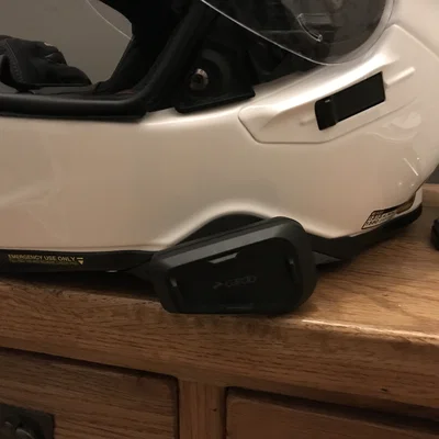 Ngàm gắn bộ đàm Cardo Spirit/Freecom cho nón Shoei SRL2