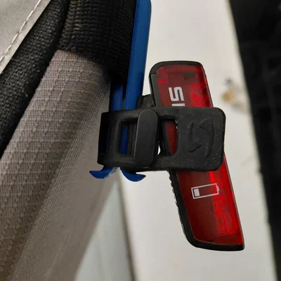 Ngàm gắn đèn hậu cho xe kéo Tout Terrain Singletrailer