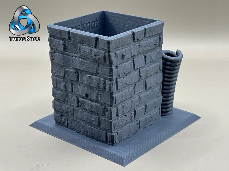 Spring Is Just Around the Corner - Ống cắm bút hình lò xo - Image 1