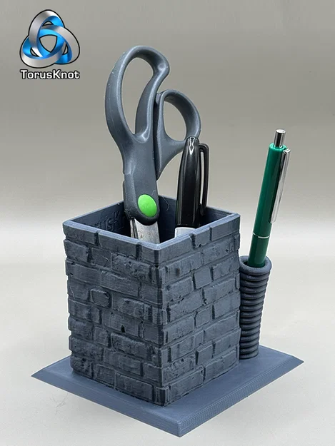 Spring Is Just Around the Corner - Ống cắm bút hình lò xo - Image 2