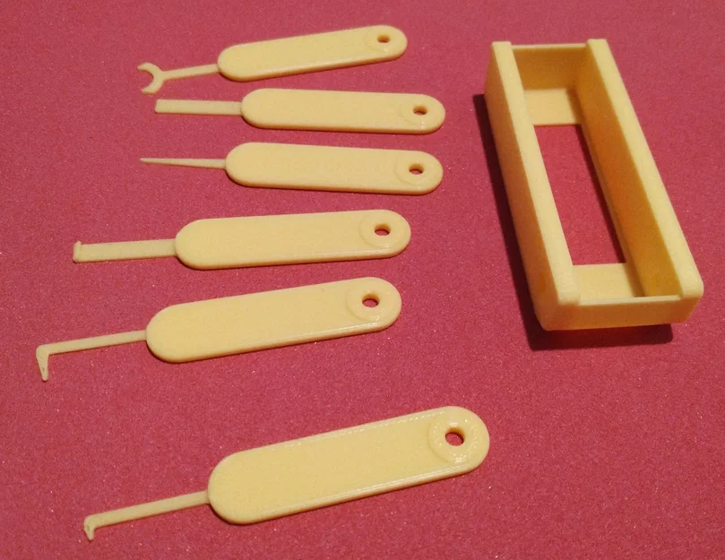 Dụng cụ vệ sinh cổng sạc đa năng kiểu Swiss Army - Image 2