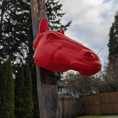 Mô hình đầu ngựa treo tường độc đáo