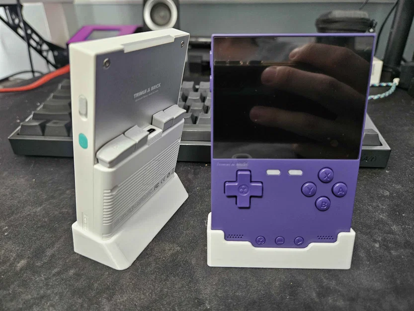 Chân Đế Trưng Bày TrimUI Brick - Image 1