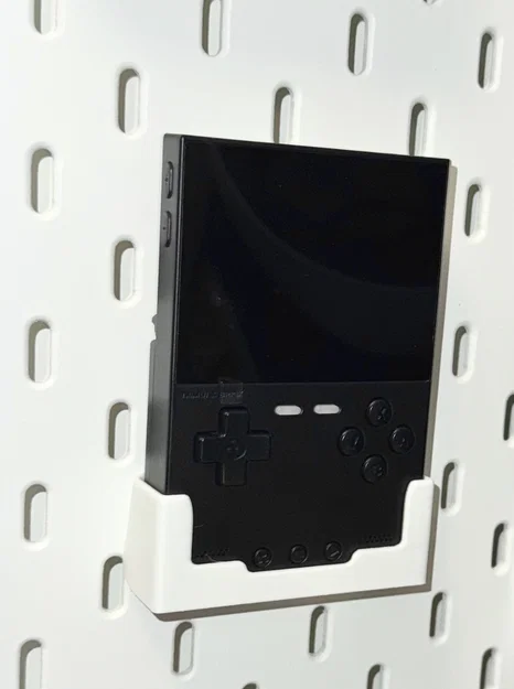 Giá treo TrimUI Brick lên bảng Skadis - Phụ kiện gọn gàng cho game thủ - Image 1