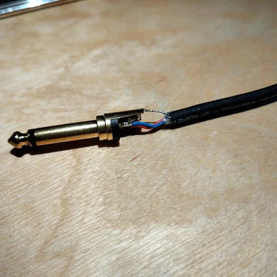 Ngàm giữ dây (chuck) cho jack Neutrik NP