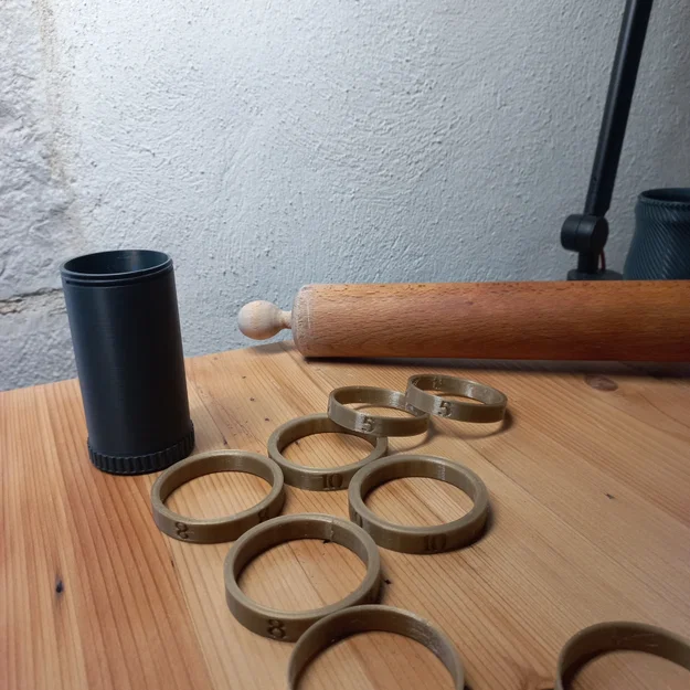 Bộ vòng căn độ dày và hộp đựng cho cán bột - Image 2