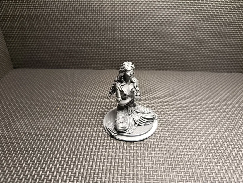 Tượng Cô Gái Thiền Yoga – Zen Yoga Girl Statue - Image 2