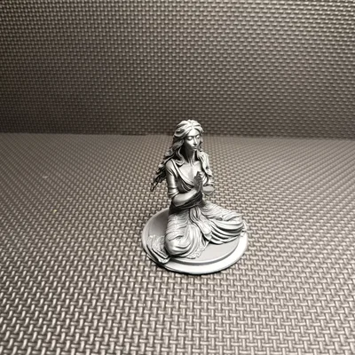 Tượng Cô Gái Thiền Yoga – Zen Yoga Girl Statue